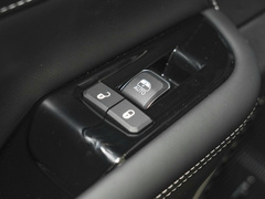 2023款 2.0T 4xe 远峰版