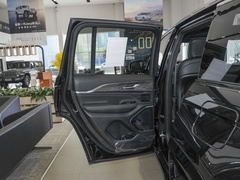 2023款 2.0T 4xe 远峰版