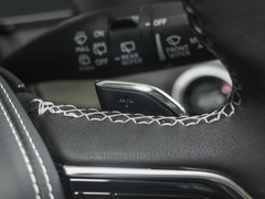 2023款 2.0T 4xe 远峰版