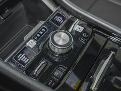 2023款 2.0T 4xe 远峰版