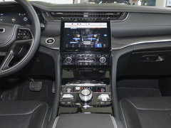 2023款 2.0T 4xe 远峰版