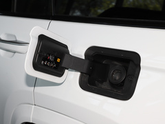 2023款 2.0T 4xe 巅峰版