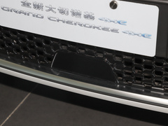 2023款 2.0T 4xe 巅峰版