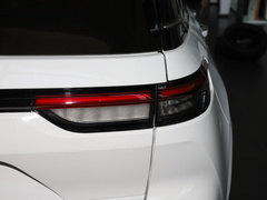 2023款 2.0T 4xe 巅峰版
