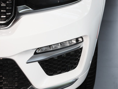 2023款 2.0T 4xe 巅峰版