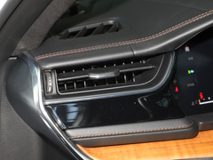 2023款 2.0T 4xe 巅峰版