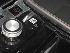 2023款 2.0T 4xe 巅峰版