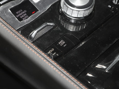 2023款 2.0T 4xe 巅峰版
