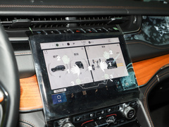 2023款 2.0T 4xe 巅峰版