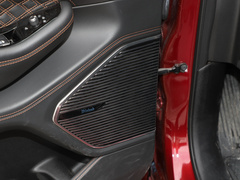2023款 2.0T 4xe 巅峰版