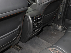 2023款 2.0T 4xe 巅峰版