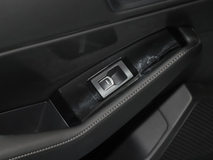 2023款 2.0L e:PHEV 尊贵版