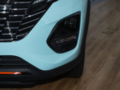 2023款 1.5L CVT闪耀版