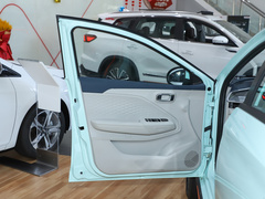 2023款 1.5L CVT闪耀版