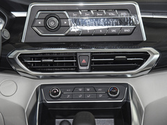 2023款 1.5T 手动畅游A