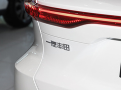 2023款 2.0L CVT两驱尊享版