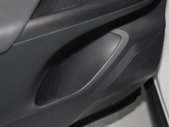 2023款 2.0L CVT两驱尊享版