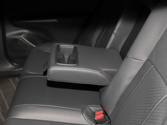 2023款 双擎 2.5L CVT两驱豪华版