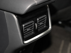 2023款 双擎 2.5L CVT两驱豪华版