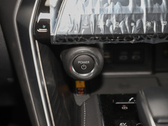 2023款 双擎 2.5L CVT两驱豪华版