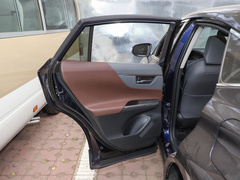 2023款 双擎 2.5L CVT两驱豪华版