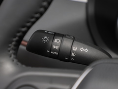 2023款 双擎 2.5L CVT两驱豪华版