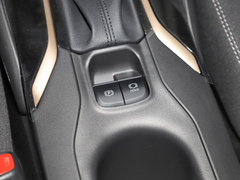 2023款 2.0L 精英版