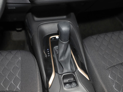 2023款 2.0L 精英版