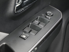 2023款 2.0T柴油两驱进取型1680mm货箱 