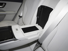2023款 350 4MATIC 豪华版