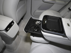 2023款 350 4MATIC 豪华版