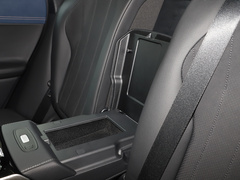 2023款 350 4MATIC 豪华版