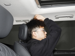 2023款 2.0T 汽油旗舰版 6座