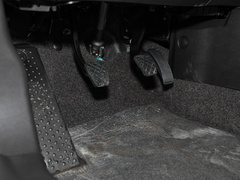 2023款 1.6T 手动府邸 7座 