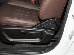 2023款 1.6T 手动府邸 7座 