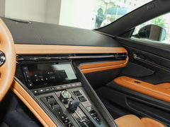 2023款 4.0T V8