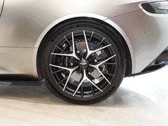 2023款 4.0T V8