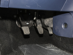 2023款 2.0L 手动舒适型CNG 9座