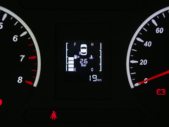 2023款 2.0L 手动舒适型CNG 9座