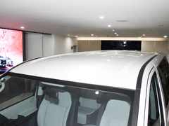 2023款 2.0L 手动豪华型CNG 7座