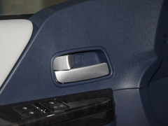 2023款 2.0L 手动豪华型CNG 7座