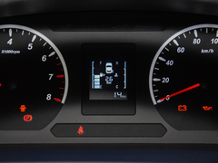 2023款 2.0L 手动豪华型CNG 7座