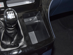 2023款 2.0L 手动豪华型CNG 7座