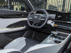 2025款 纯电版 630km