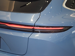 2023款 100kWh Touring