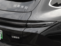 2023款 100kWh Touring
