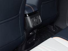 2023款 冠军版 EV 520KM 旗舰型