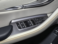 2023款 冠军版 EV 520KM 旗舰型