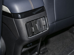2023款 冠军版 EV 520KM 旗舰型