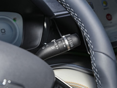2023款 冠军版 EV 520KM 旗舰型